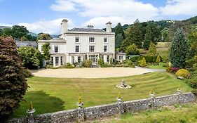 Glangrwyney Court Country House